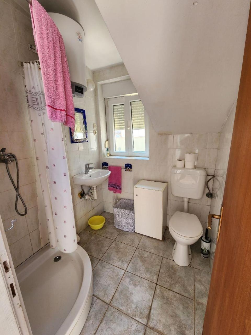 Apartmani Sole Vis Exterior photo
